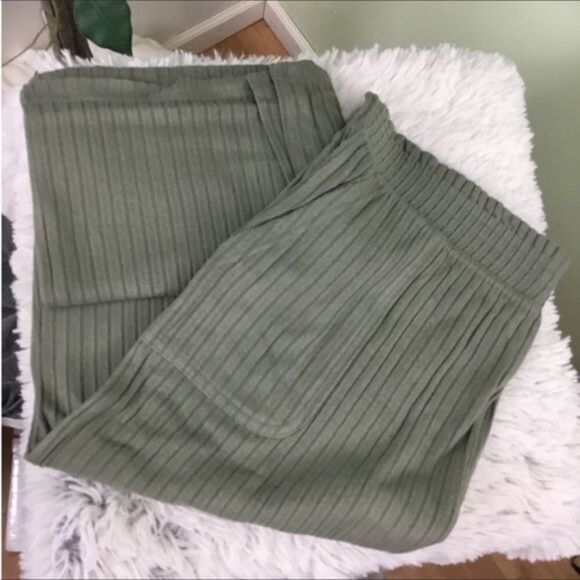 SO 3X green hacci knit flare high rise wide legs‎ pant - Picture 1 of 16